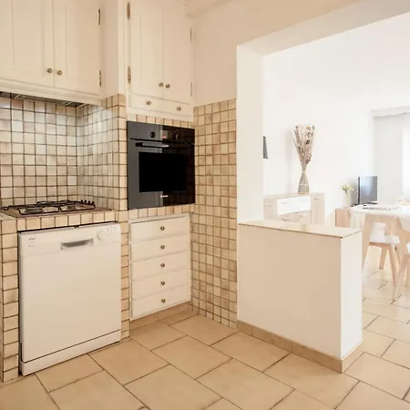 Apartamento Avec Terrasse - *